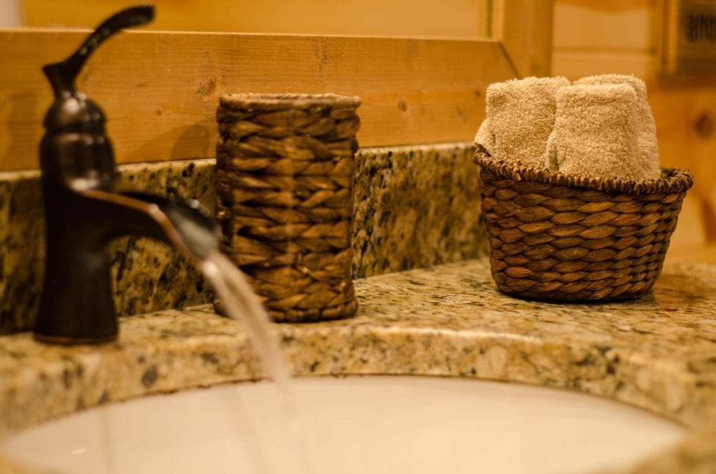 Lazy Moose Lodge | Broken Bow, OK | Blue Beaver Cabins