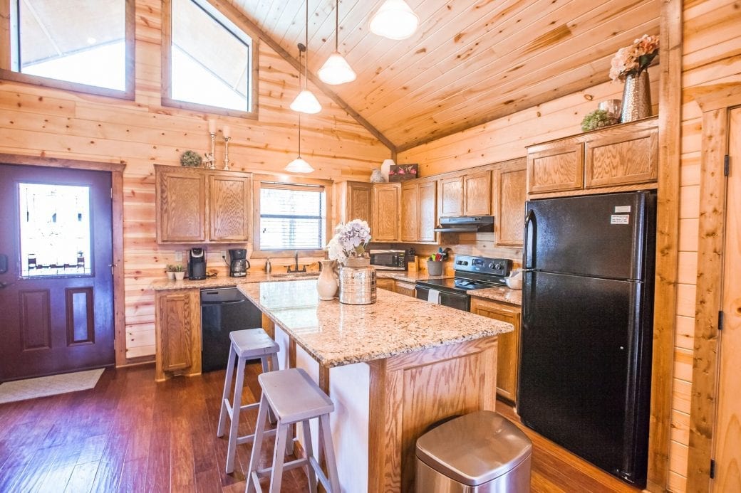 Beaver Creek Cabin Broken Bow, OK Blue Beaver Cabins