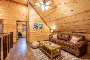 loft game area in cabin