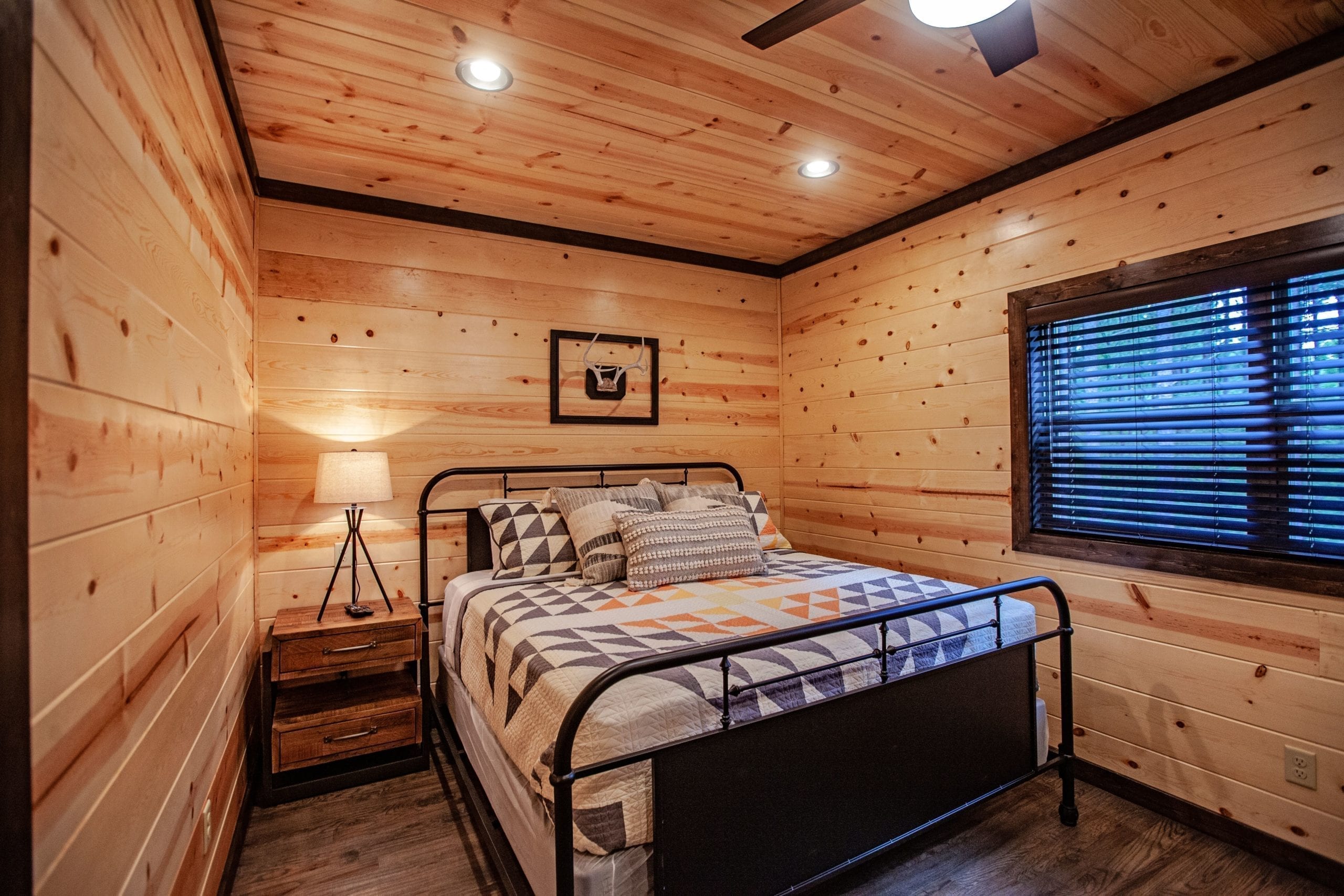 Broken Bow Cabins Among The Pines Blue Beaver Cabins