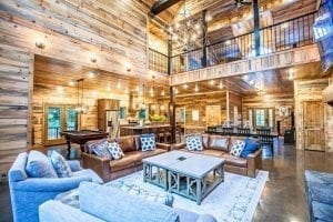 blue beaver cabins Knotty By Nature