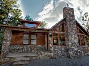 Beaver's Crossing cabin exterior
